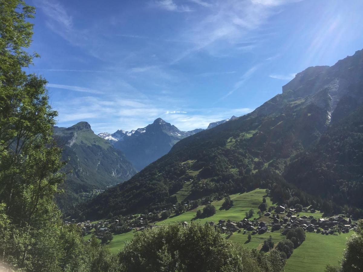 Chalet*** Au Pied D'Une Prairie Face A La Montagne Sixt エクステリア 写真